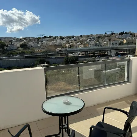 Appartement Large Penthouse In Gzira